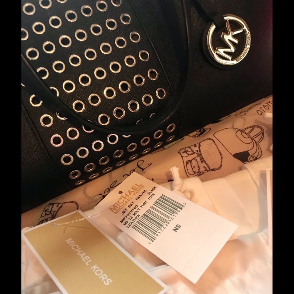 🚫SOLDAuthentic Michael Kors Jet Set Tote, Black - Picture 3 of 7